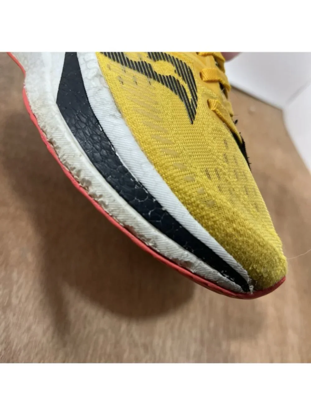Saucony Endorphin Speed 2 Womens Running Shoes Sneakers Size 7 Yellow